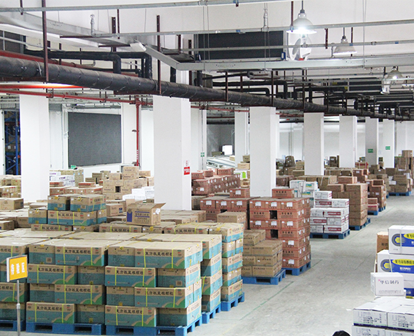 倉(cāng)庫(kù)實(shí)景